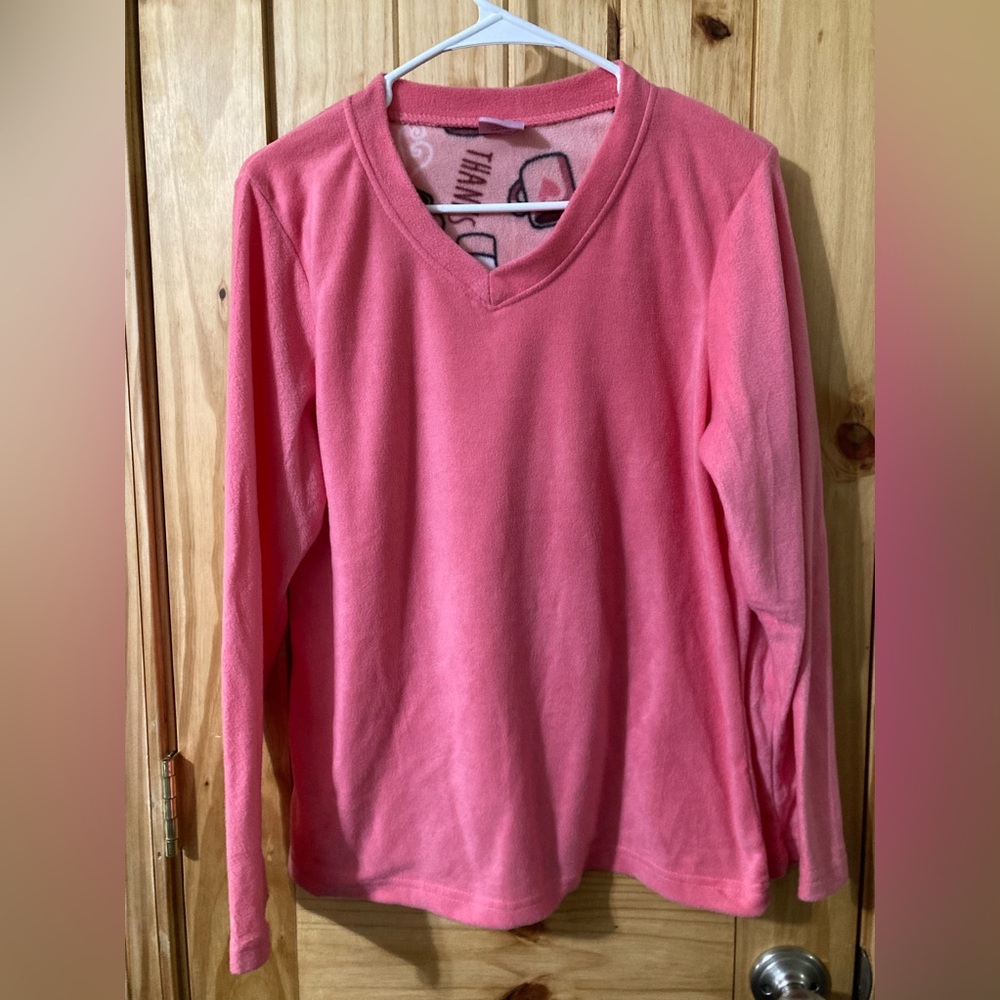 Pink Laundry size M lightweight fuzzy pajama top